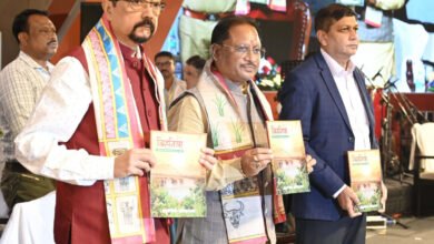 Photo of अपनी विरासत को सहेजते हुए छत्तीसगढ़ को अग्रणी राज्य बनाने का संकल्प लें : राज्यपाल रमेन डेका