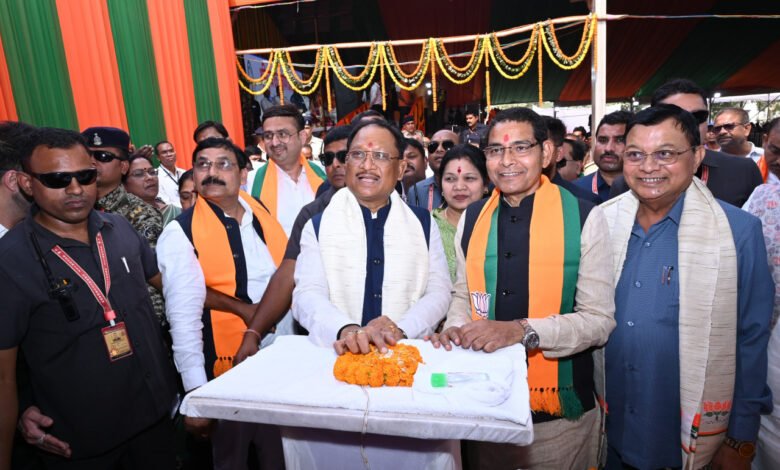 बलौदाबाजार में खुलेगा बीएड महाविद्यालय और ट्रांसपोर्ट नगर की होगी स्थापना : मुख्यमंत्री साय 1 B.Ed college will open in Balodabazar and Transport Nagar will be established: Chief Minister