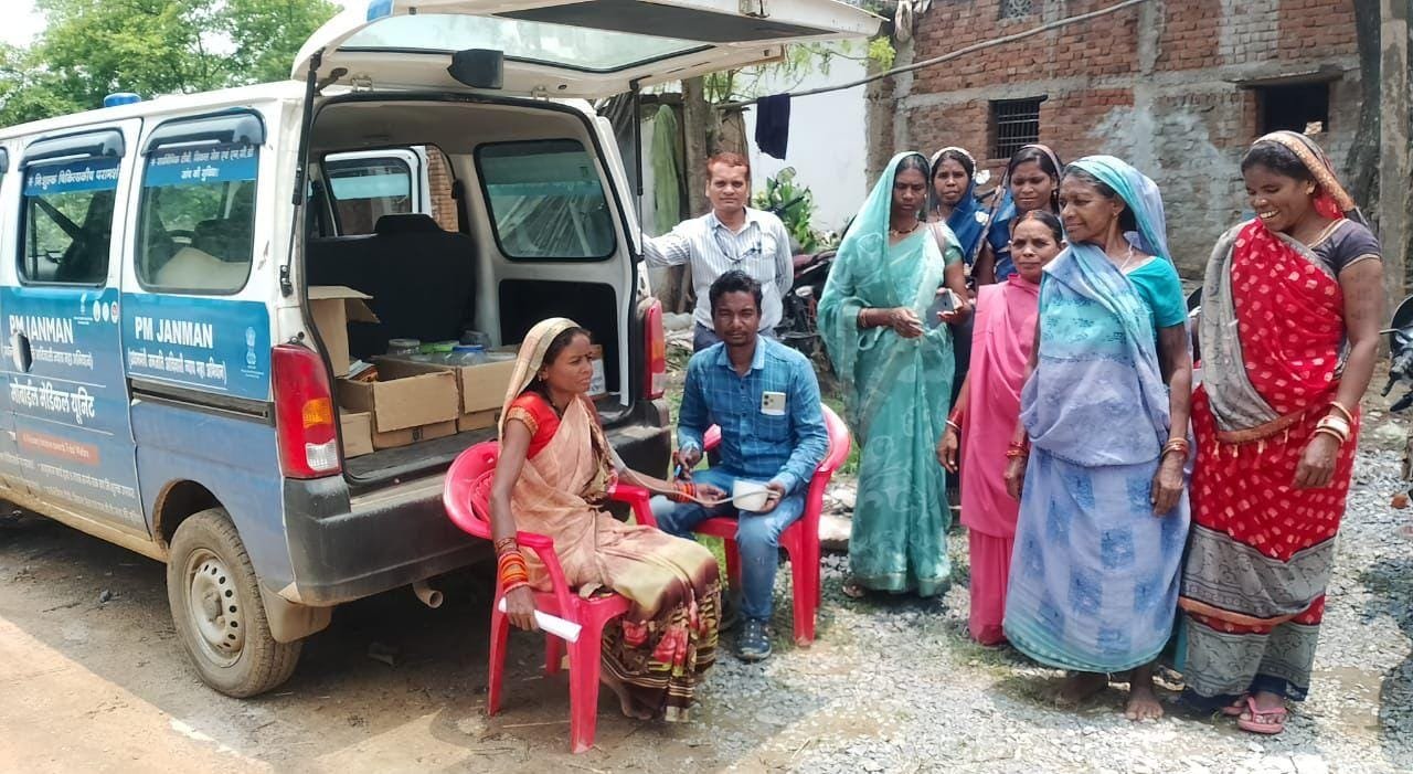 Under PM Janman Yojana, people of Kamar tribe benefited from government schemes.