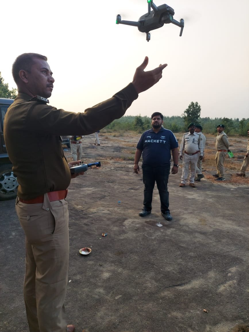Efforts are being made by Forest Department officials to trace the tiger roaming in Kudargarh area.