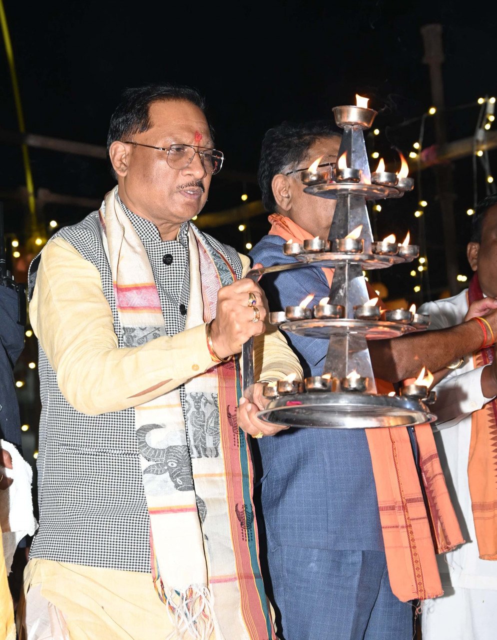 Chief Minister Vishnu Dev Sai Maa Mahananda Chitrotpala participated in Ganga Mahanadi Maha Aarti Mahotsav-2024