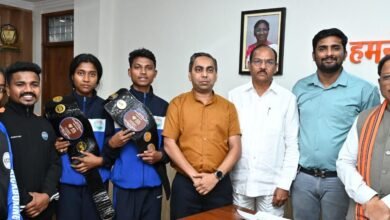 Photo of  मुख्यमंत्री ने किक बॉक्सिंग खिलाड़ियों की हौसला अफजाई की