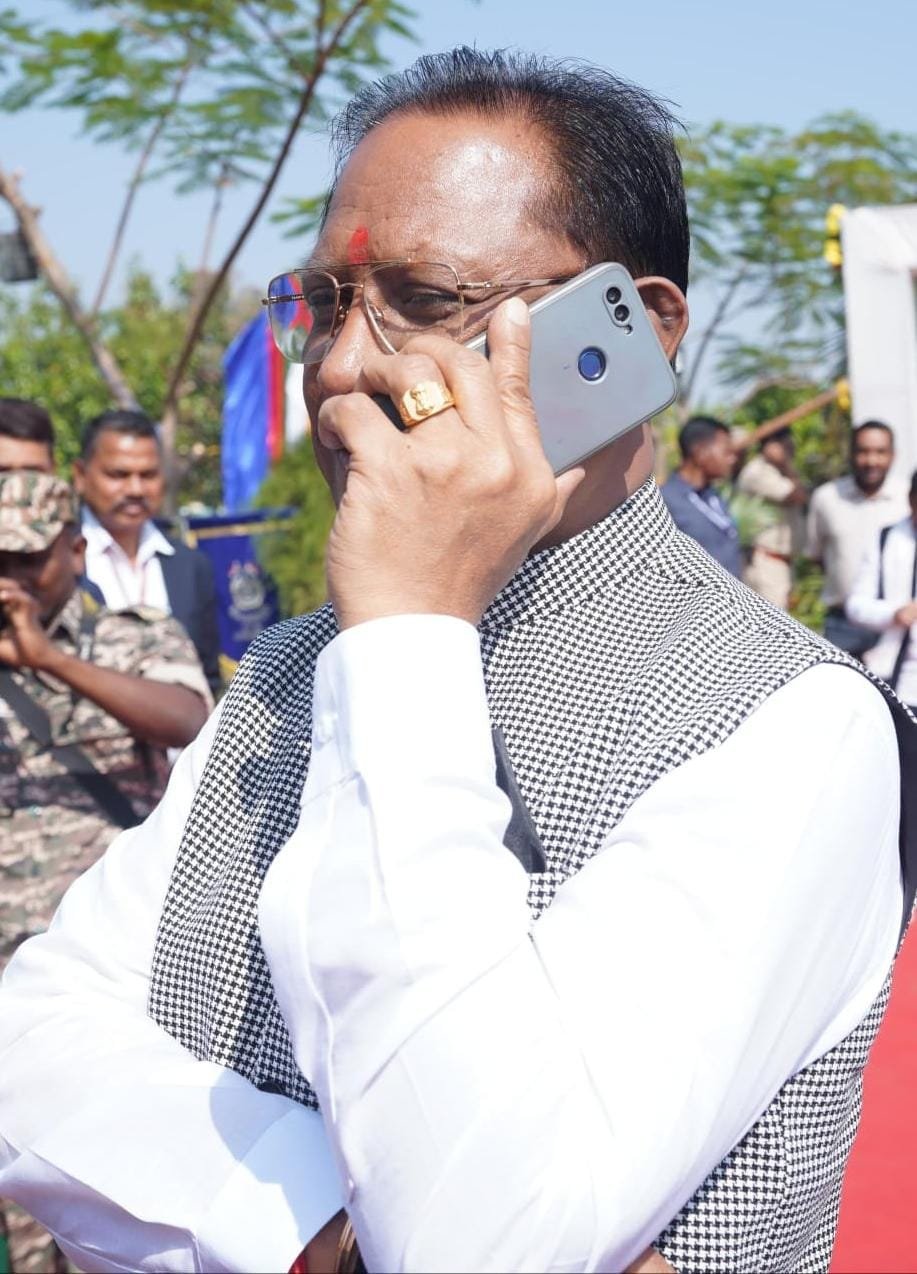 Chief Minister spoke on phone to the mother of CRPF Bastaria battalion soldier Pramika Dugga.