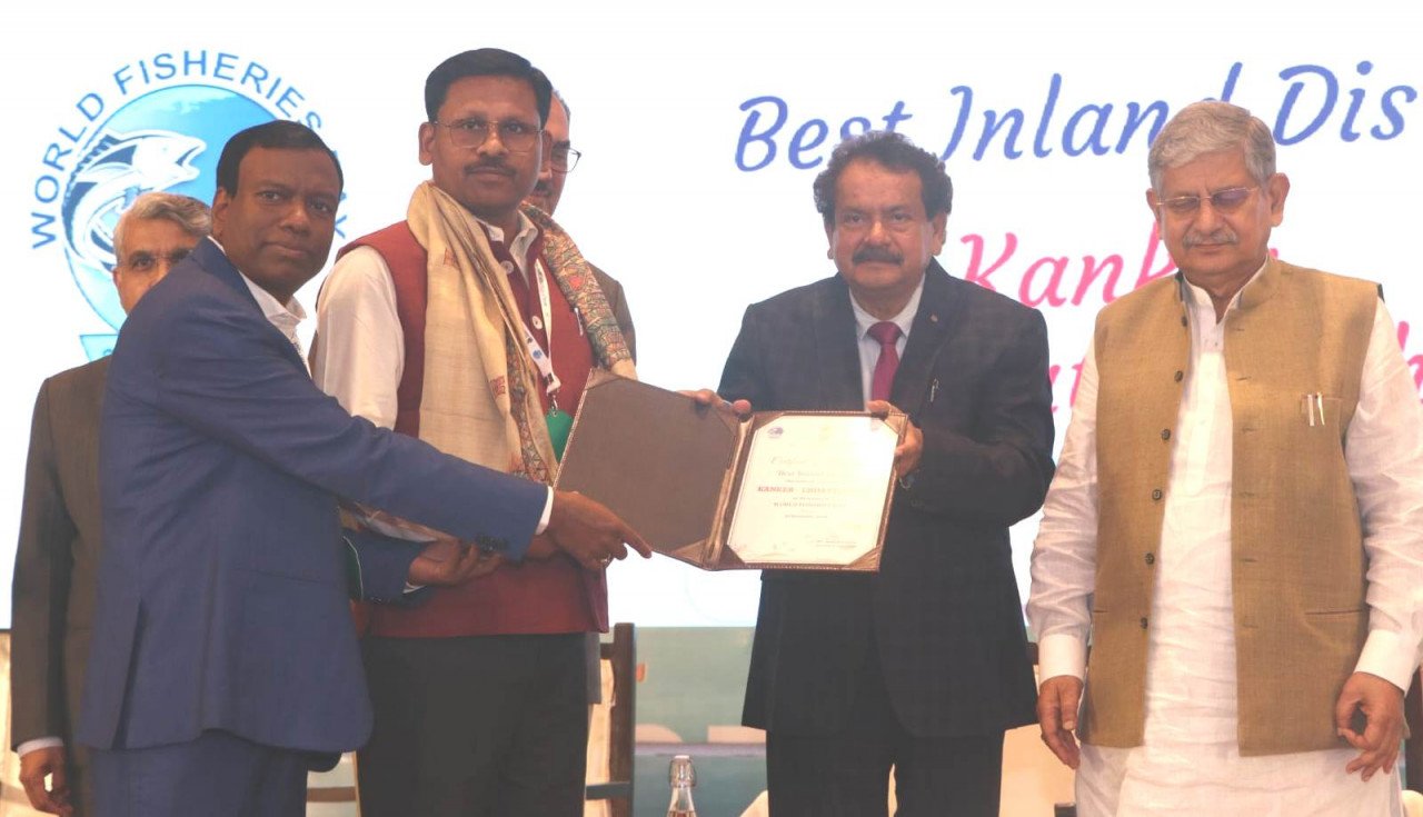 Kanker district received national award for best inland district for fisheries.