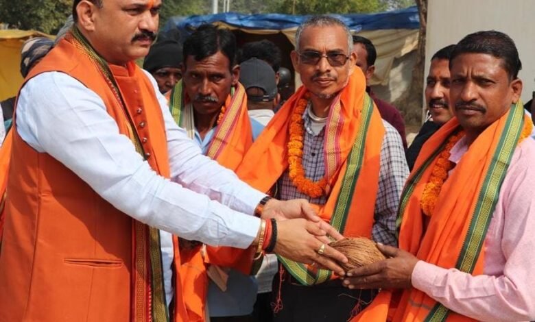 स्वास्थ्य मंत्री श्याम बिहारी जायसवाल ने किया धान खरीदी केंद्रों का निरीक्षण 1 Health Minister Shyam Bihari Jaiswal inspected paddy procurement centers