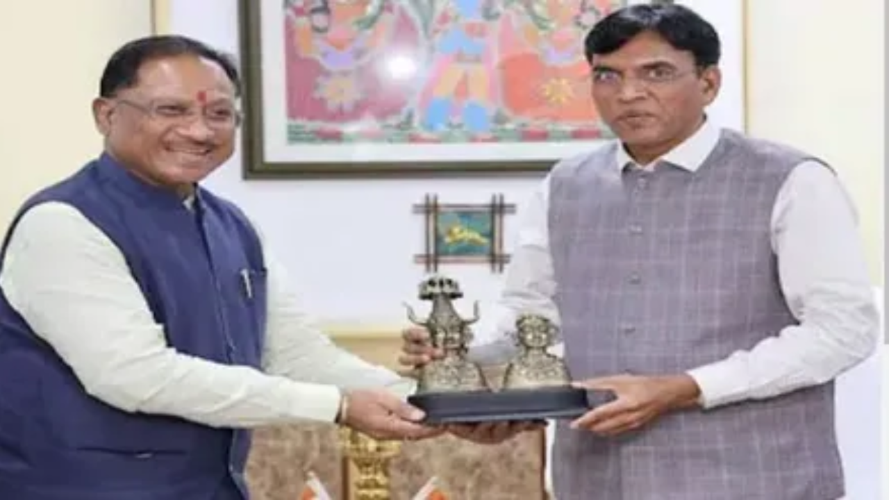 Dr. Mansukh Mandaviya to undertake padyatra as part of Tribal Pride Day celebrations in Chhattisgarh