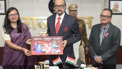 Photo of राज्यपाल डेका को जूनियर रेडक्रॉस जम्बूरी का एलबम भेंट किया