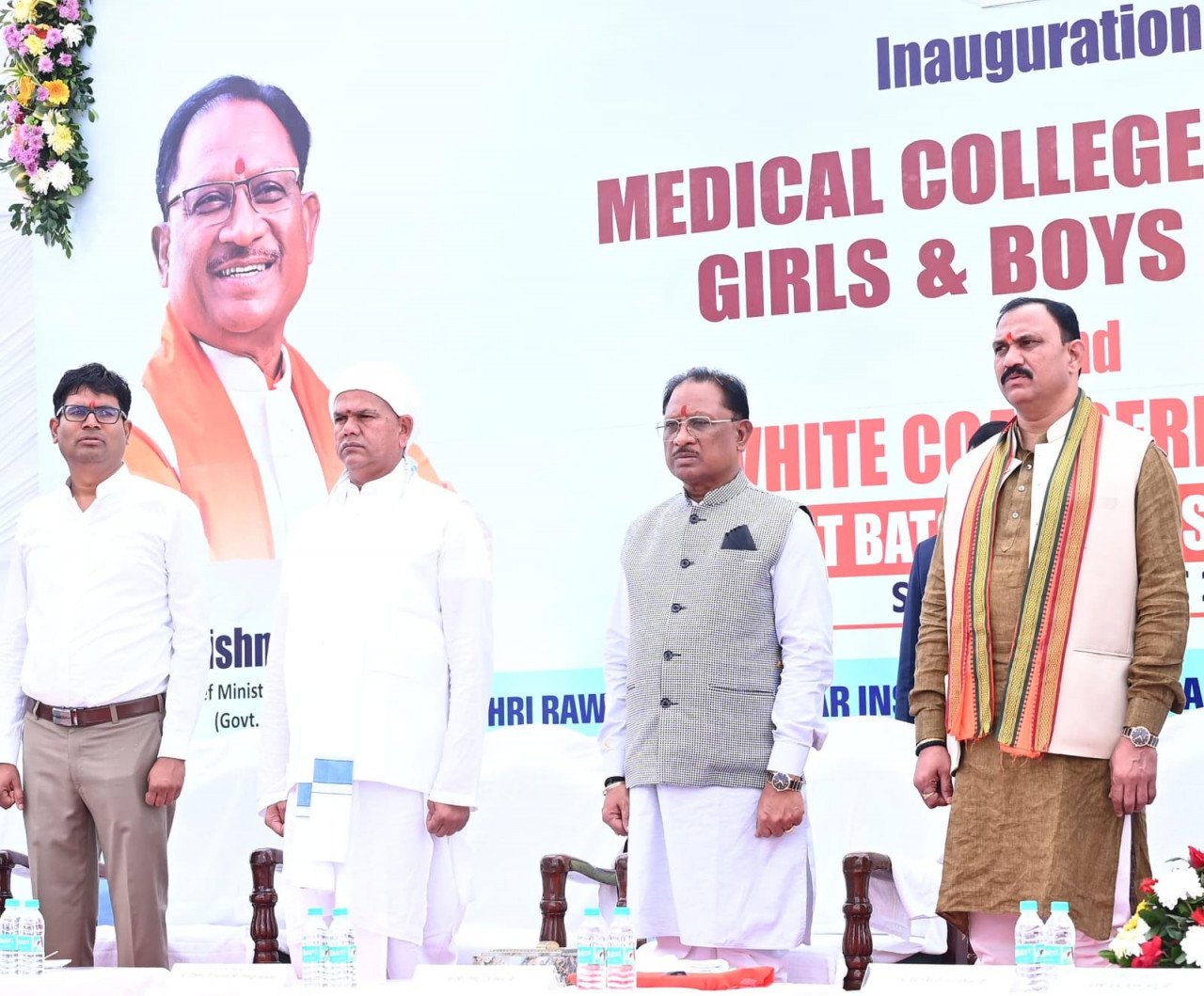 Newly admitted MBBS students take oath on medical code of conduct