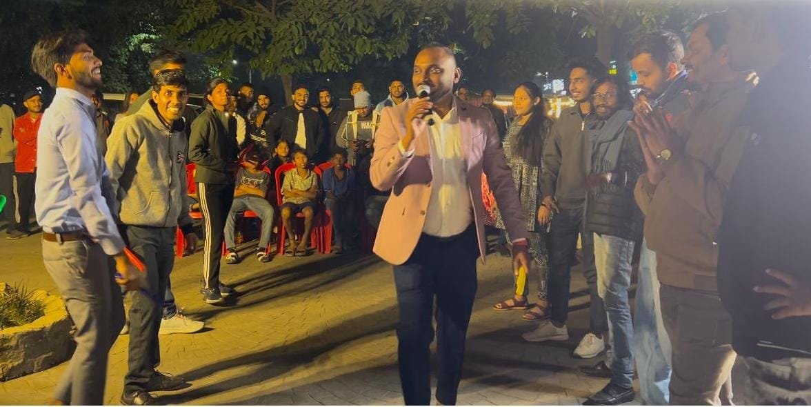 Youth showed enthusiasm in 'Khushhal Ek Saal' event organized at Katora Pond.