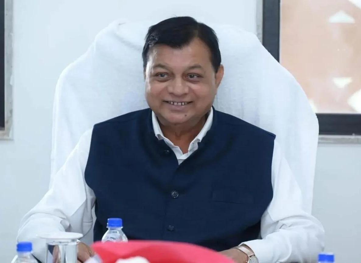 On the initiative of the Industry Minister, approval of Rs 1 crore was received for the development of three wards.