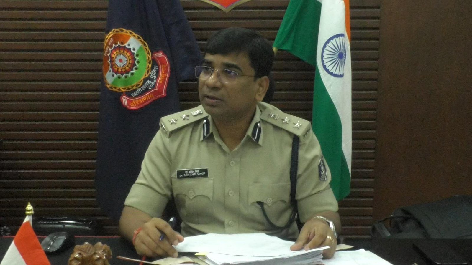 Raipur SSP Santosh Kumar Singh including 4 IPS transferred