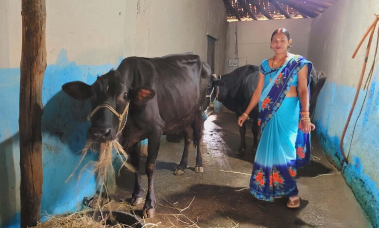 लखपति दीदी रूणा गुप्ता गांव की महिलाओं को कर रहीं प्रेरित 1 Lakhpati Didi Runa Gupta is inspiring the women of the village