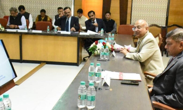 जस्टिस सप्रे की अध्यक्षता में छत्तीसगढ़ राज्य सड़क सुरक्षा परिदृश्य की गई समीक्षा बैठक 1 Chhattisgarh state road safety scenario review meeting chaired by Justice Sapre