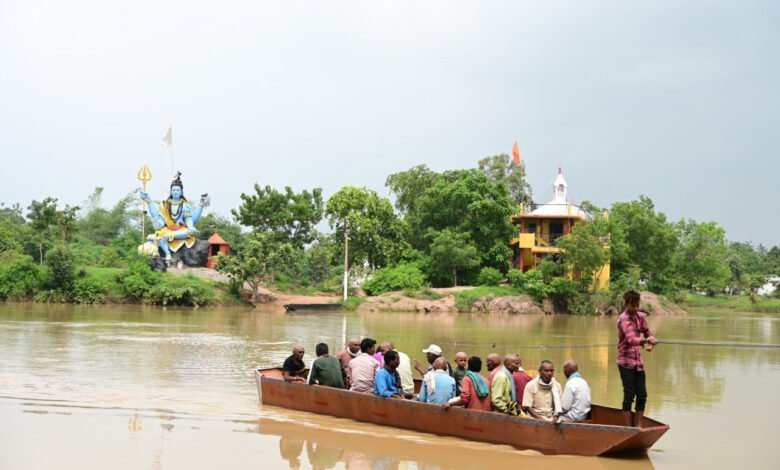 सांकरदाहरा छत्तीसगढ़ का दूसरा राजिम 1 Sankardahra is the second Rajim of Chhattisgarh.