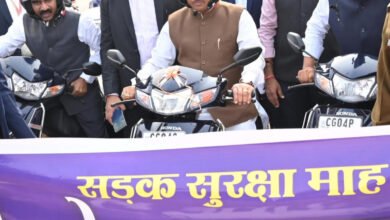 Photo of  वाहन चलाते समय यातायात नियमों का करें अवश्य पालन – मुख्यमंत्री साय
