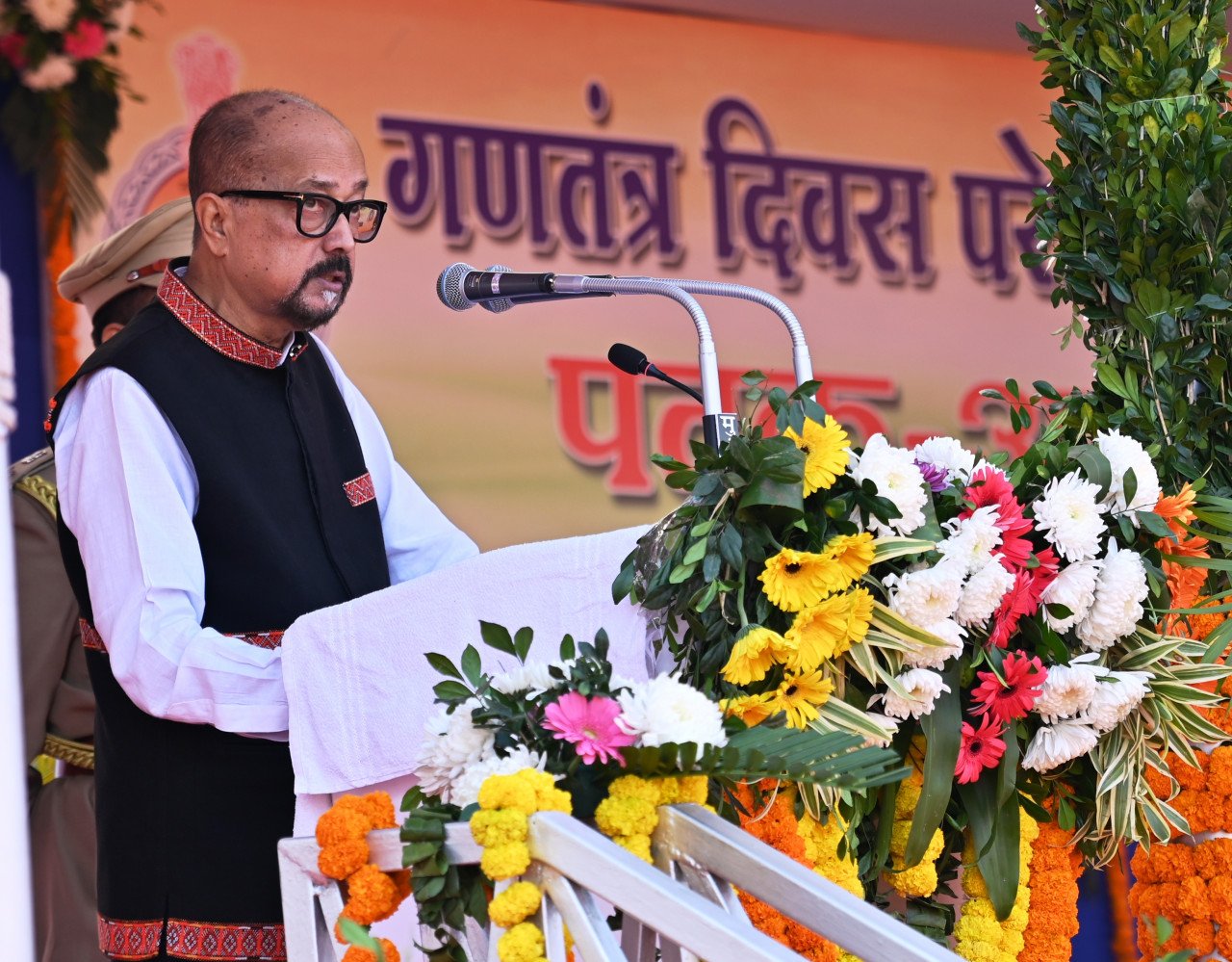 Governor honored with post decoration for bravery and excellent service in Republic Day celebrations