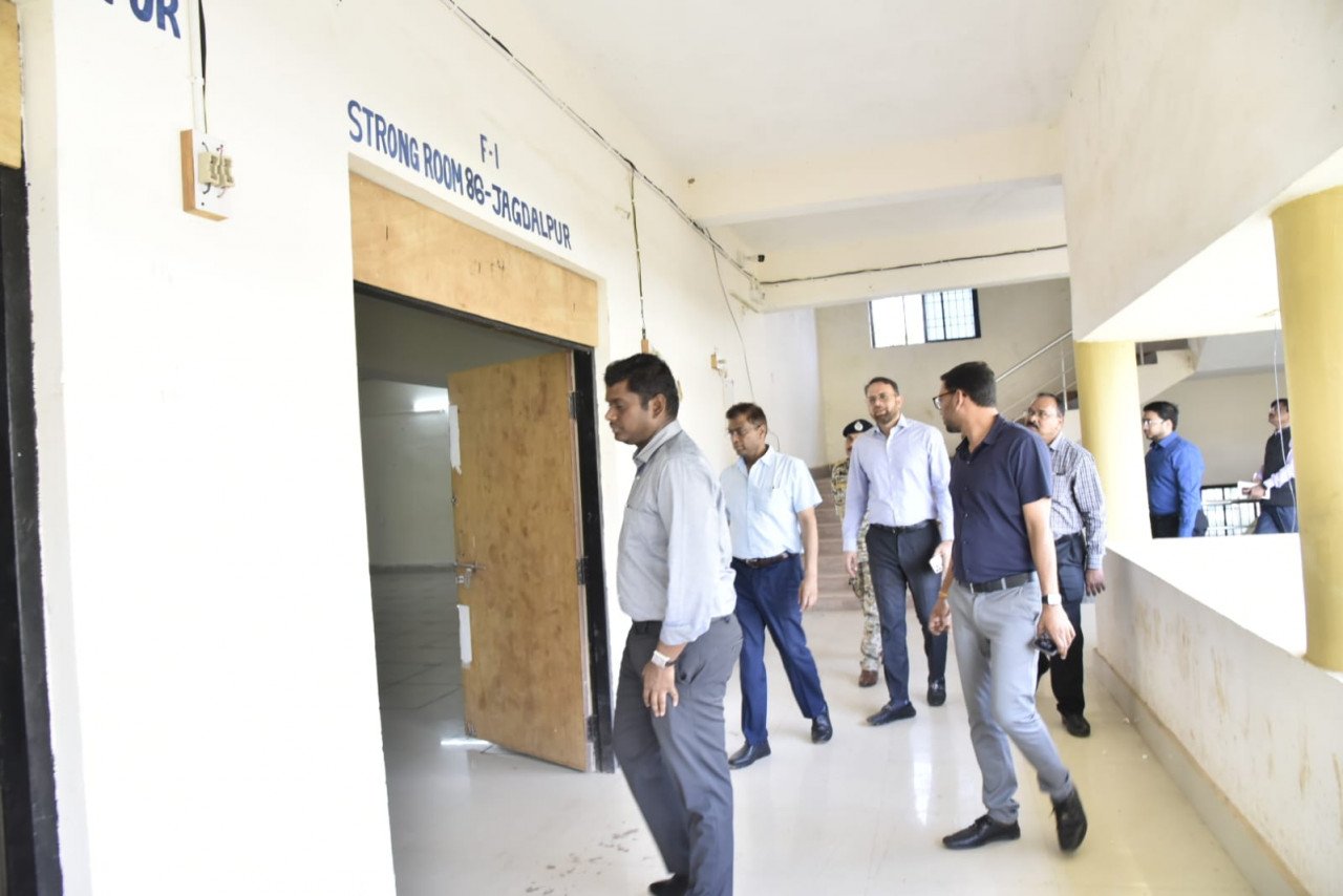 State Election Commissioner Shri Ajay Singh inspected the strong room, took stock of election preparations.