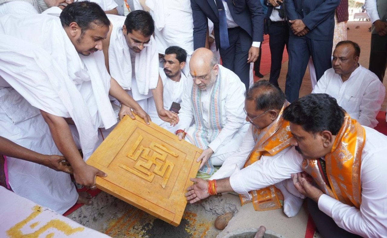 Acharya Vidyasagar Ji Maharaj taught us that our culture is our identity - Amit Shah