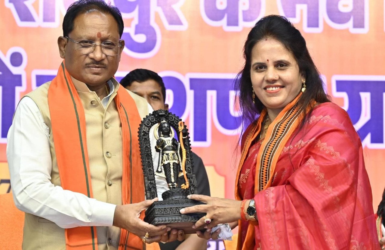 Oath taking ceremony of newly elected mayor and councilors of Municipal Corporation Raipur completed