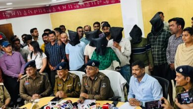 Photo of धरे गए दिन दहाड़े 65 लाख की डकैती करने वाले, आरोपी निकला पारिवारिक मित्र
