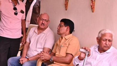 Photo of आतंक के हर मंसूबे को पूरे संकल्प और साहस से परास्त करेंगेः मंत्री टंक राम वर्मा