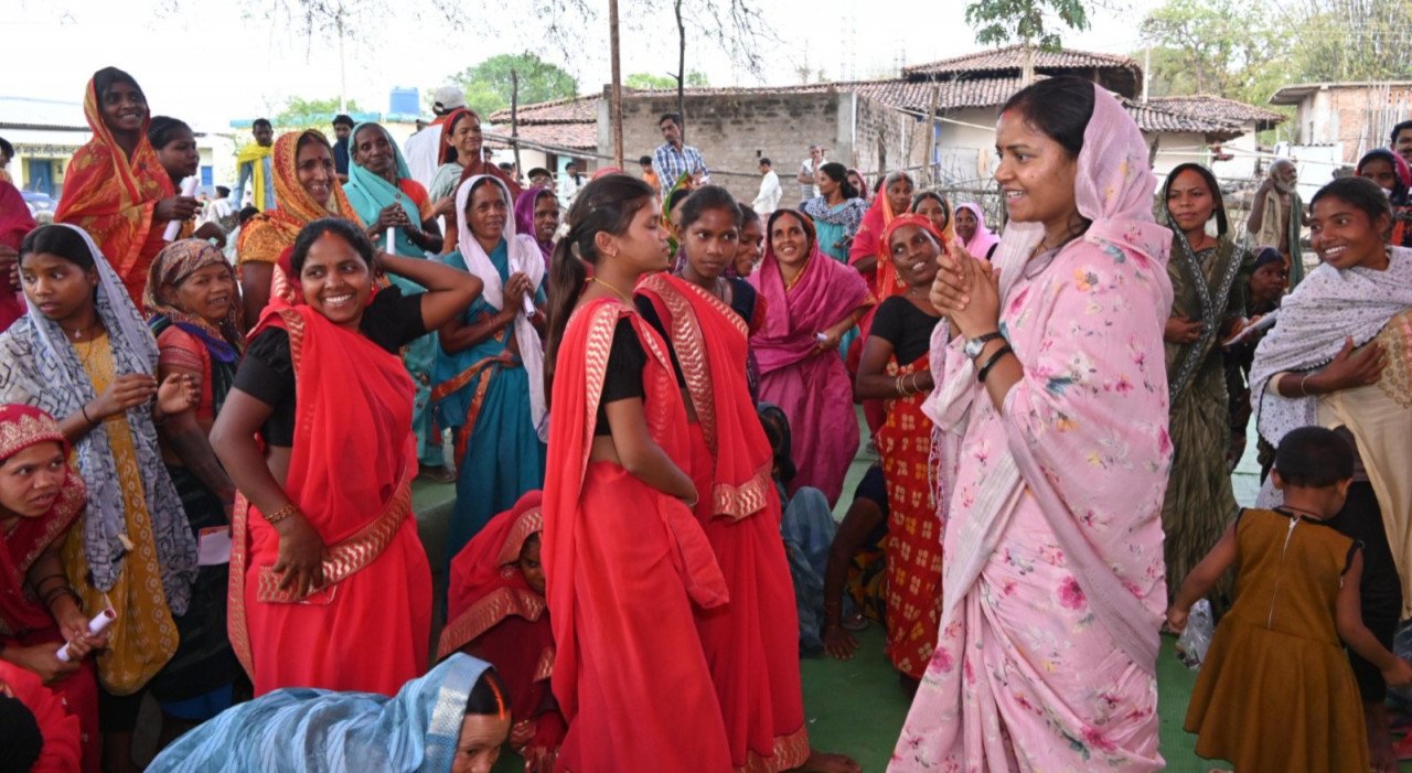 Minister Laxmi Rajwada's public dialogue in rugged villages