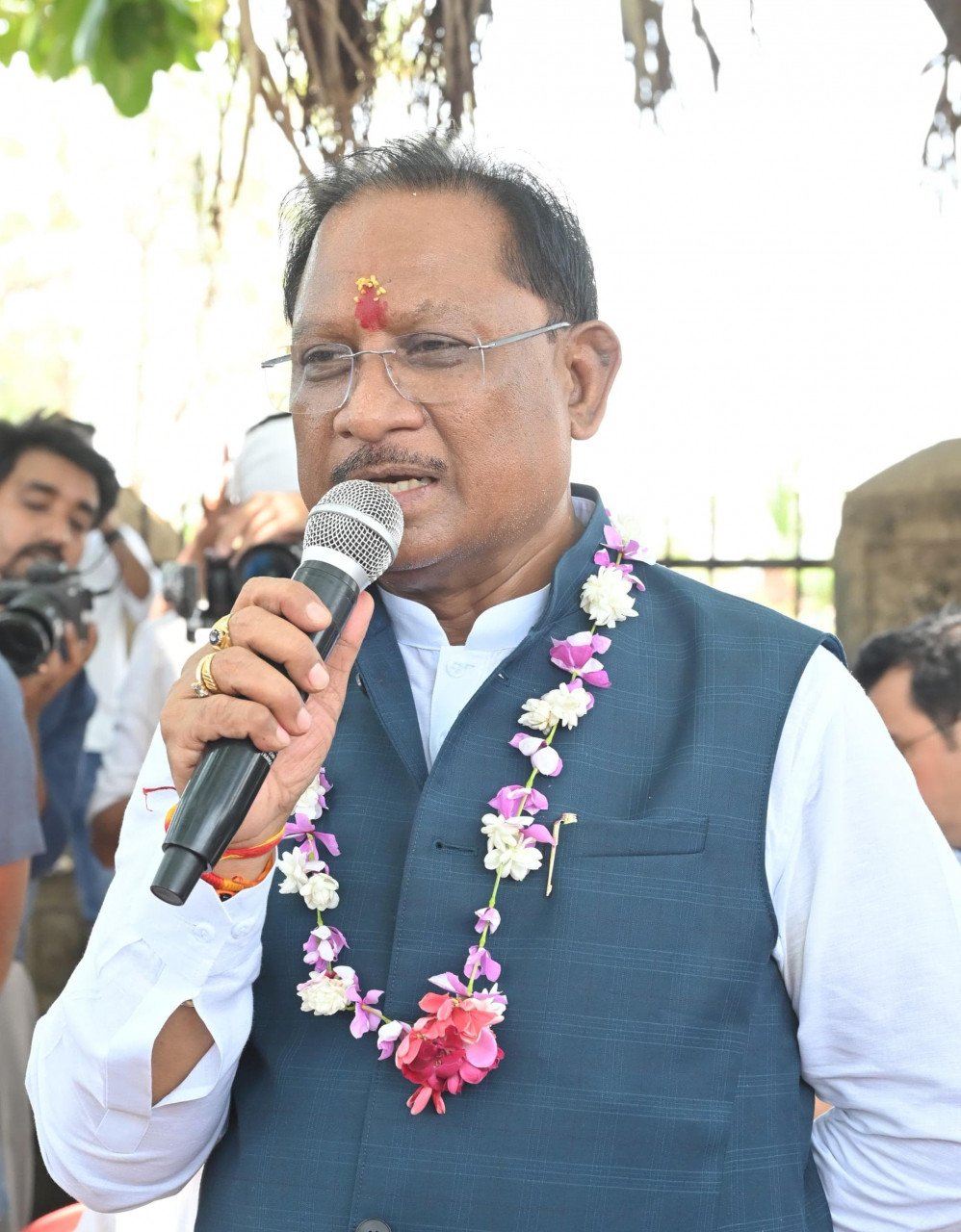 Chief Minister suddenly reached Sahaspur of Bemetara, took direct feedback from the villagers