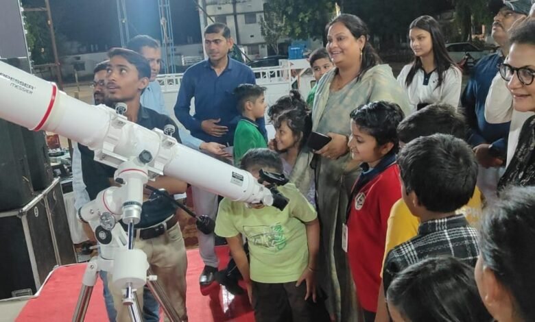 कोरिया में मेगा स्काई वॉचिंग कार्यक्रम का सफल आयोजन 1 Mega Sky Watching event successfully organized in Korea