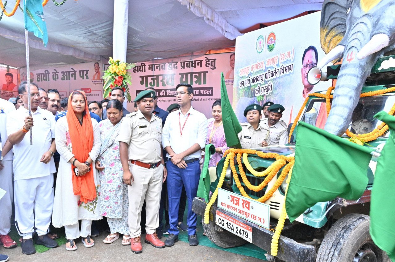 Chief Minister Shri Vishnu Dev Sai inaugurated 'Gajrath Yatra', a unique initiative to stop human-elephant conflict