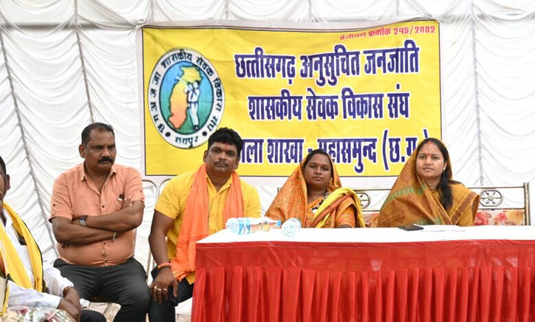 वीरांगना रानी दुर्गावती शहादत दिवस पर मंत्री लक्ष्मी राजवाड़े ने की अर्पित पुष्पांजलि 1 Minister Laxmi Rajwade paid floral tribute to braveheart Rani Durgavati on her martyrdom day