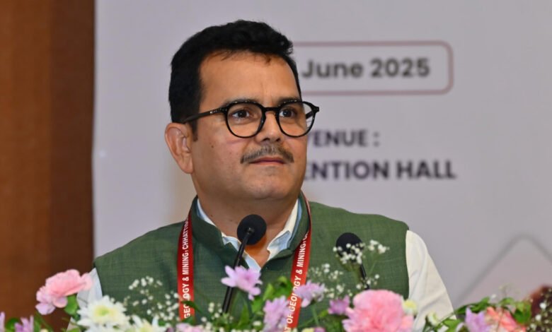 निवेश और औद्योगिक विकास को गति मिलने की संभावना 1 Investment and industrial development likely to gain momentum