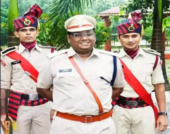 सुकमा की धरती फिर हुई लाल – नक्सली हमले में ASP आकाश राव गिरिपुंजे शहीद, दो अफसर घायल 1 Sukma's land turned red again - ASP Akash Rao Giripunje martyred in Naxalite attack, two officers injured