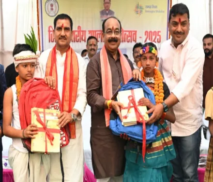 शिक्षा का पर्व: शाला प्रवेशोत्सव में उमड़ा उल्लास, मंत्रियों ने बच्चों को दिए प्रेरणा के मंत्र 1 Festival of education: There was enthusiasm in school entrance ceremony, ministers gave mantras of inspiration to children