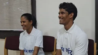 Photo of इश्क, हथियार और जंगल छोड़कर गांव लौटे अमित-अरुणा की कहानी