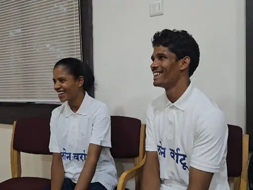 इश्क, हथियार और जंगल छोड़कर गांव लौटे अमित-अरुणा की कहानी 1 The story of Amit-Aruna who left love, weapons and jungle and returned to the village