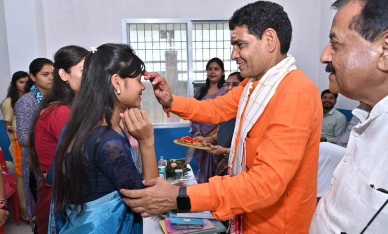A gift of Rs 3.25 crore to girl students, initiation ceremony organized at Minimata Girls College, Balodabazar