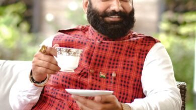 Photo of अंडे के ठेले वाले ने कैसे खड़ा कर लिया करोड़ों का साम्राज्य?