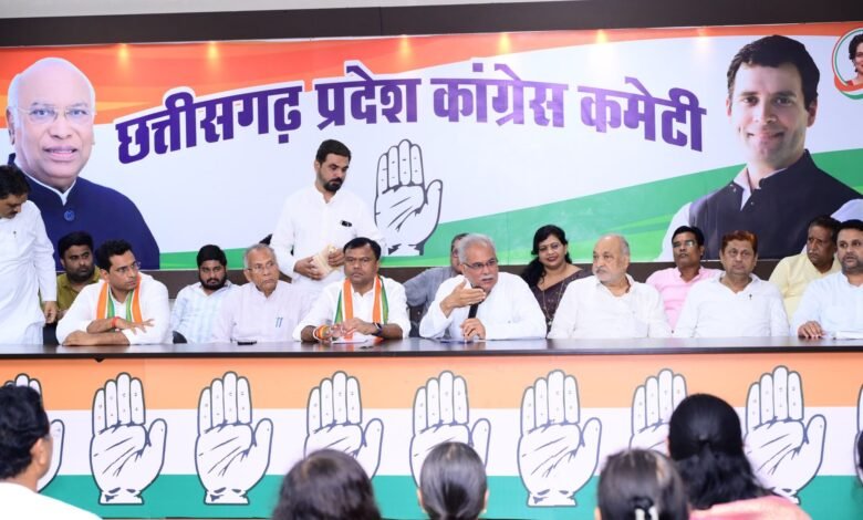चैतन्य बघेल की ईडी गिरफ्तारी पर भूपेश बघेल बोले "वो मेरा बेटा है और मजबूत है" 1 On ED arrest of Chaitanya Baghel, Bhupesh Baghel said, "He is my son and is strong"