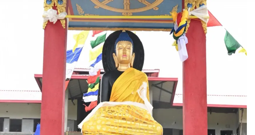 छत्तीसगढ़: मैनपाट में भगवान बुद्ध की भव्य प्रतिमा का अनावरण, मुख्यमंत्री विष्णु देव साय ने किया संबोधन 2 Chhattisgarh Grand statue of Lord Buddha unveiled in Mainpat unveiled by Chief Minister Vishnu Dev Sai
