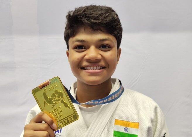 Chhattisgarh's daughter Ranjita Koreti created history by winning the gold medal in the Asian Cadet Judo Championship in Taipei