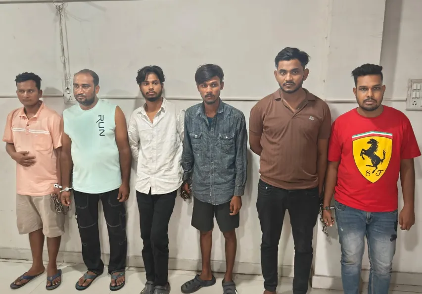 Gang involved in online fraud by stealing mobile phones across the country arrested 6 vicious accused arrested from Jharkhand and Bengal