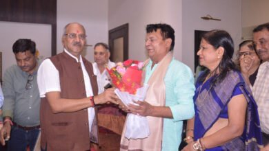 Photo of 175 बार रक्तदान कर बनाया रिकॉर्ड, देश में बने नंबर वन रक्तदाता