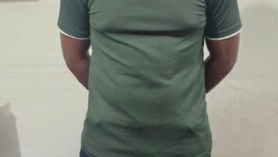 Photo of गोबरा नवापारा पुलिस की सटीक कार्यवाही — सट्टा खेलते युवक गिरफ्तार, नगदी और सट्टा-पट्टी जब्त
