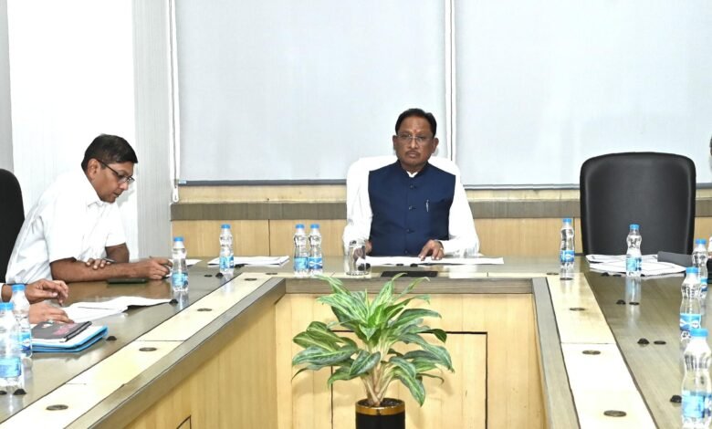 मुख्यमंत्री का निर्देश – समय पर हो यूनिटी मॉल का निर्माण, गुणवत्तापूर्ण ब्रांडिंग पर फोकस 1 Chief Minister's instructions - Unity Mall should be constructed on time, focus on quality branding