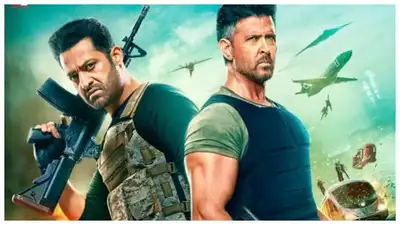 War 2 Box Office Prediction: पहले दिन तोड़ेगी 5 फिल्मों का रिकॉर्ड, कमाएगी इतने करोड़ 1 War 2 Box Office Prediction: It will break the record of 5 films on the first day, will earn so many crores