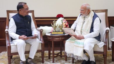 Photo of मुख्यमंत्री ने प्रधानमंत्री से की मुलाकात, विकास योजनाओं और अमृत रजत महोत्सव को लेकर किया आमंत्रण
