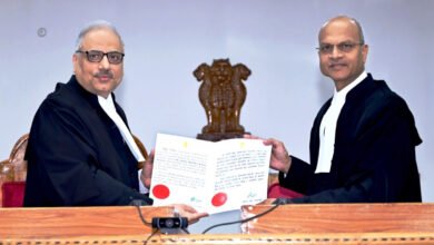 Photo of न्यायमूर्ति रविन्द्र कुमार अग्रवाल ने ली स्थायी न्यायाधीश की शपथ