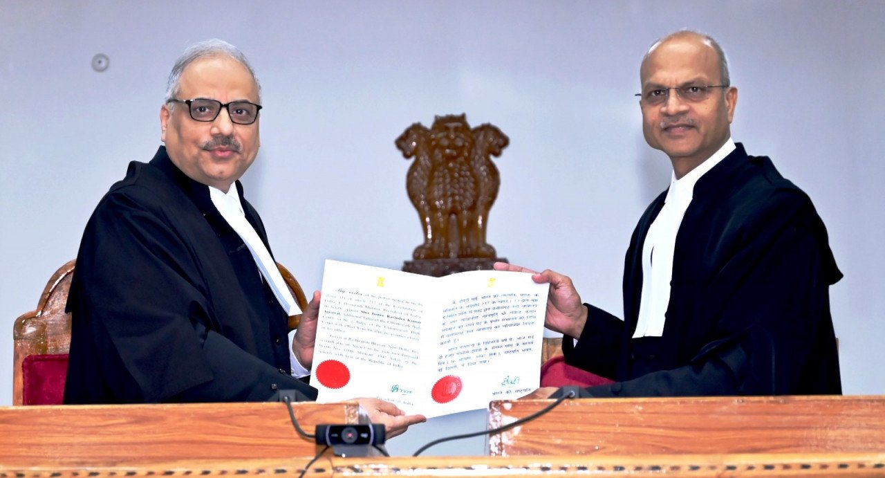 Justice Ravindra Kumar Agarwal took oath as permanent judge