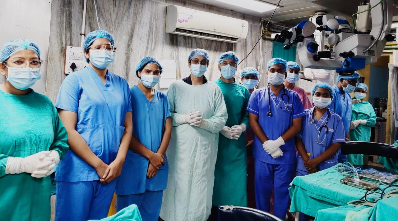 Four successful cornea transplant surgeries in Raipur, six-year-old girl regains her sight