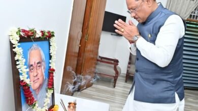 Photo of पूर्व प्रधानमंत्री अटल बिहारी वाजपेयी की पुण्यतिथि पर मुख्यमंत्री विष्णु देव साय ने दी श्रद्धांजलि